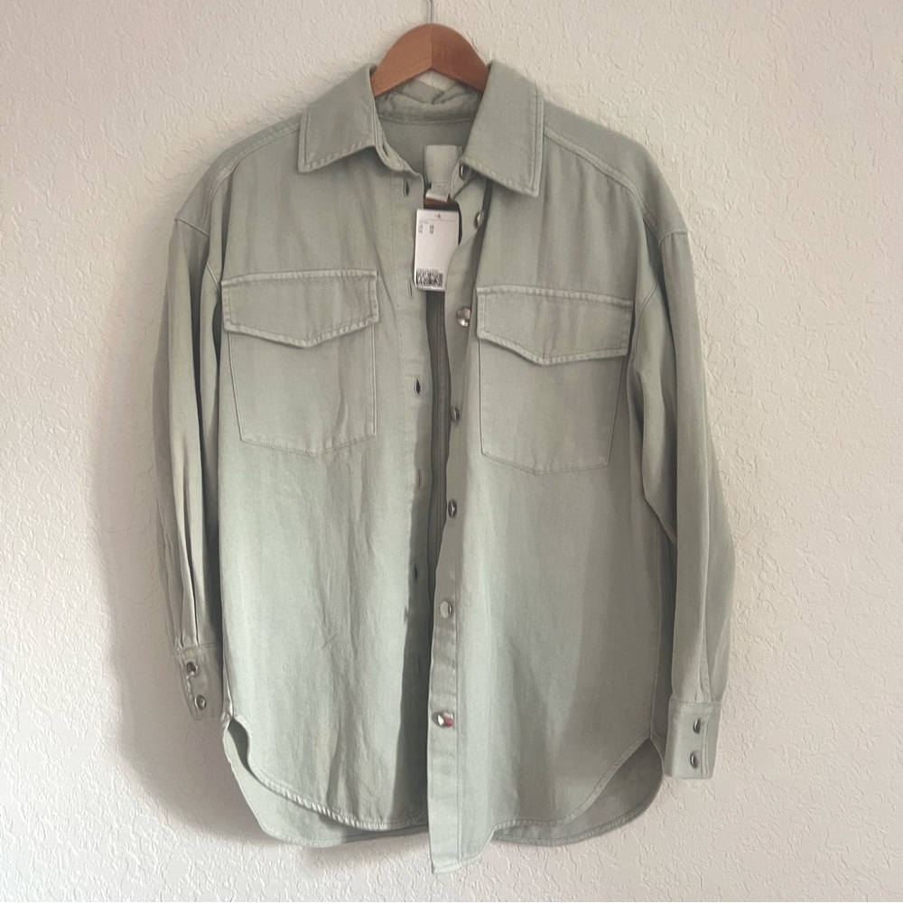 NWT H&M 100% cotton button up over-shirt XS
